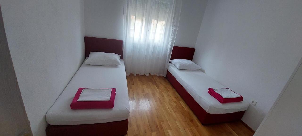 Lucija Apartment Kaštela Екстериор снимка