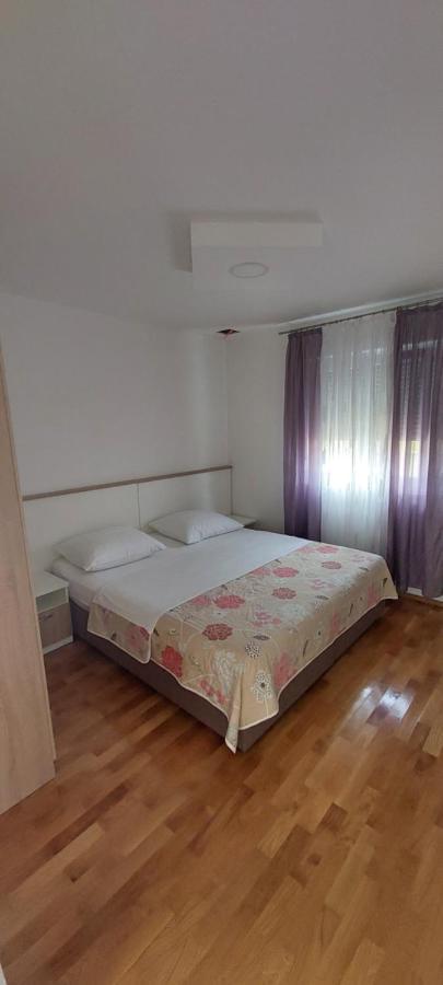 Lucija Apartment Kaštela Екстериор снимка